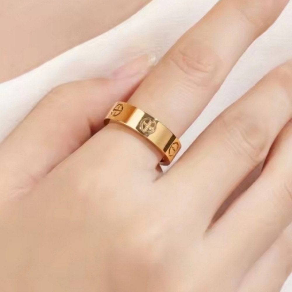 Gold Love Ring